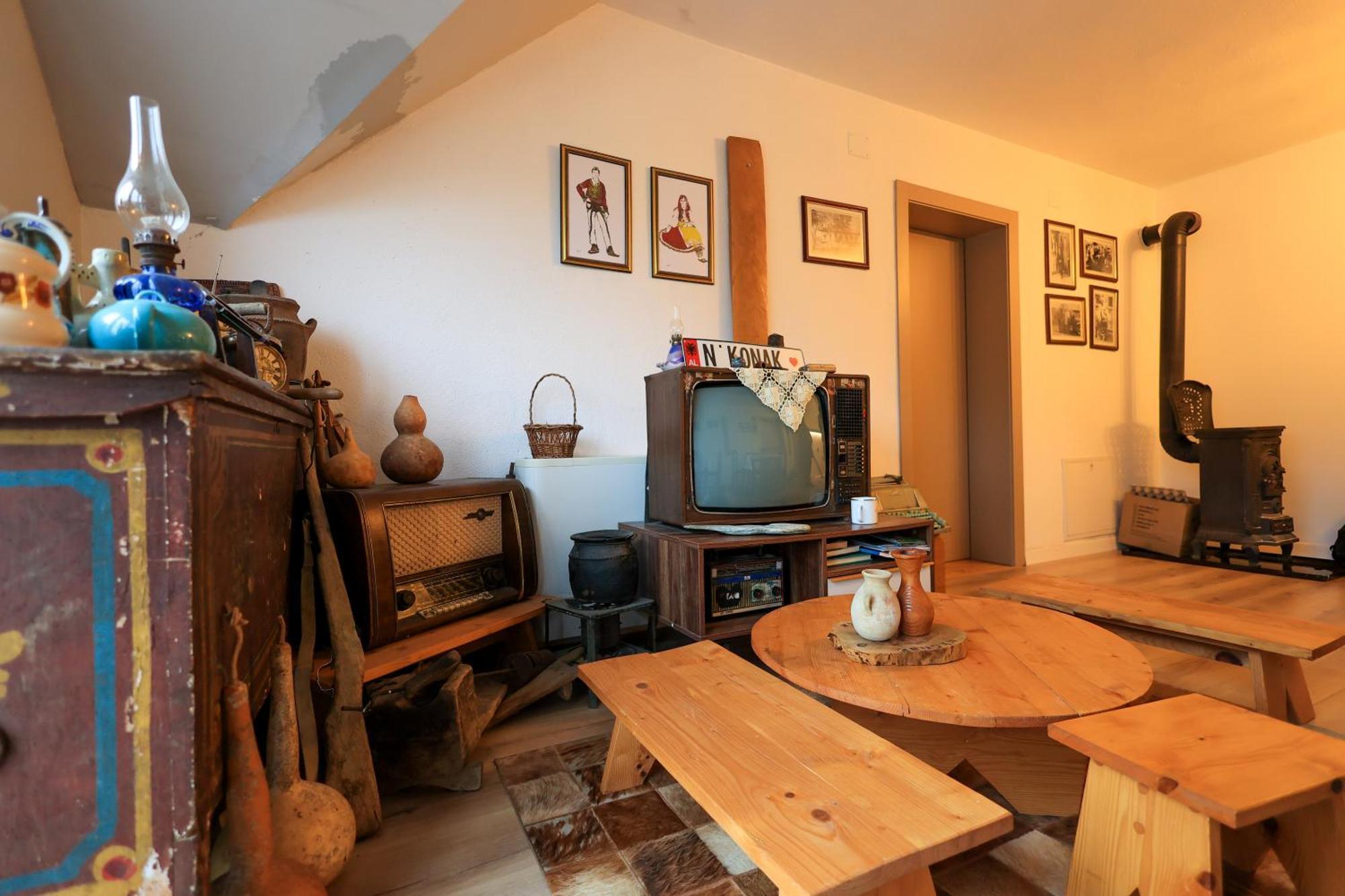 N'Konak Guesthouse Puke Екстер'єр фото